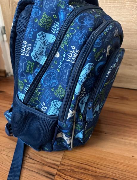 Školní batoh, 