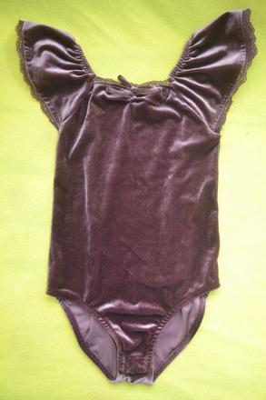 Slavnostní sametové body v.122,zara, zara,122