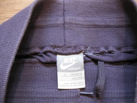 Tepláky, nike,146