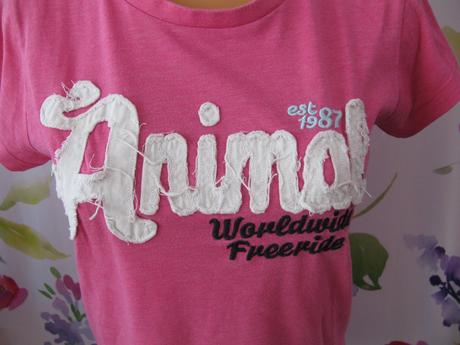 Dámské sytě růžové tričko s našitým nápisem, animal,l
