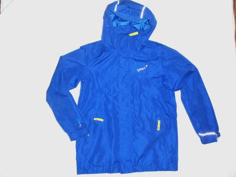 Nádherná modrá sportovní značková bunda, 140