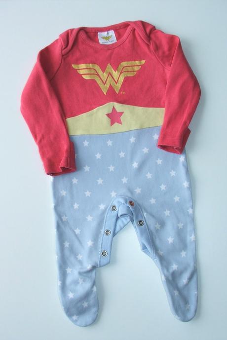 J290 overal wonder women vel. 62, tesco,62