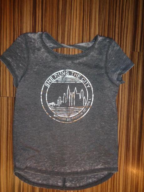 Luxusní šedé tričko - stříbrný nápis - 146/152, c&a,146 / 152