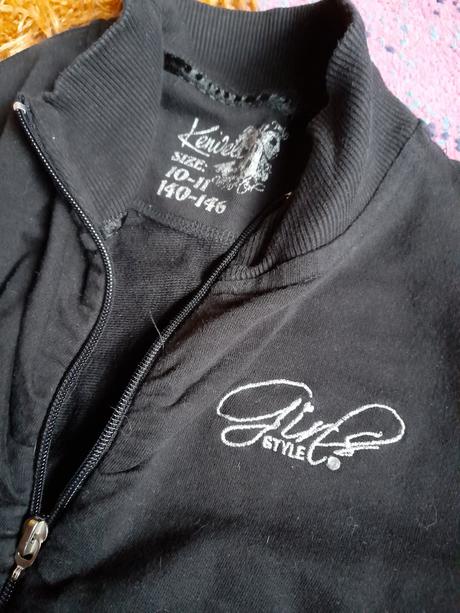 Černá mikina na holku stylová, 134