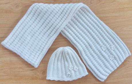 Čepice a šála od vel.110-146, 110