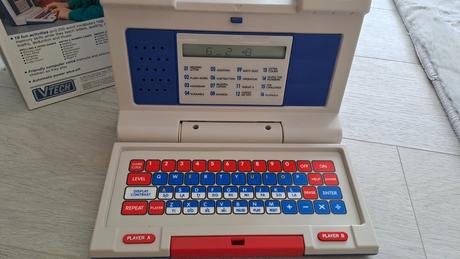 Dětský vzdělávací notebook v aj - matematika, aj,