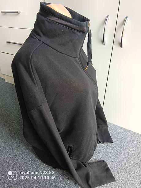 Mikina zn."puma" vel."l" i větší, puma,l