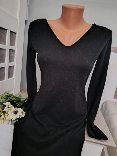 Úpletové šaty, 36