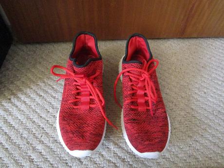 Lehké červené pánské sportovní boty zn. vty, č. 43, victory,43