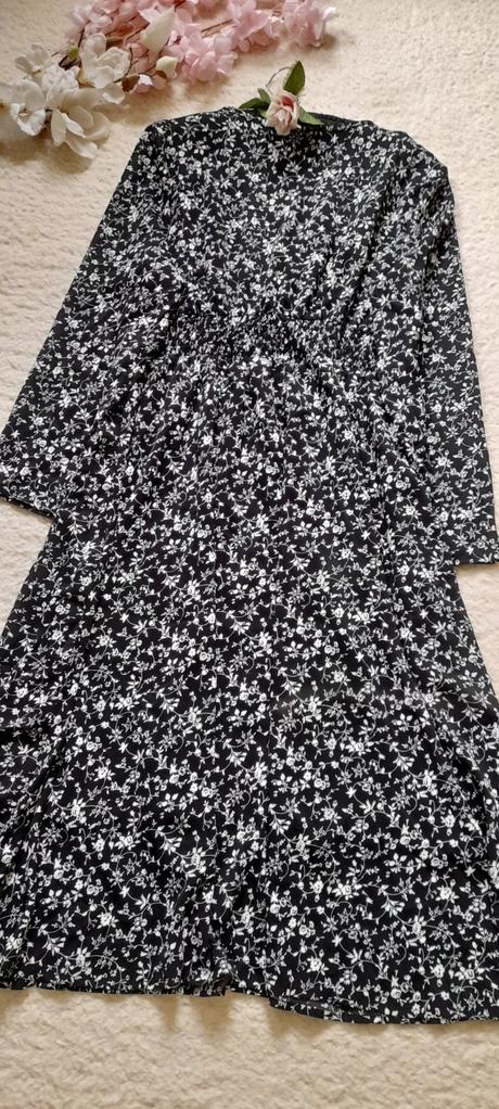 Shein květinové šaty s dlouhými rukávy, 44