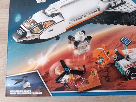 Lego city 60226 raketoplán zkoumající mars,