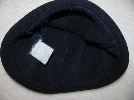 Tmavě modrá fleecová čepice, 58