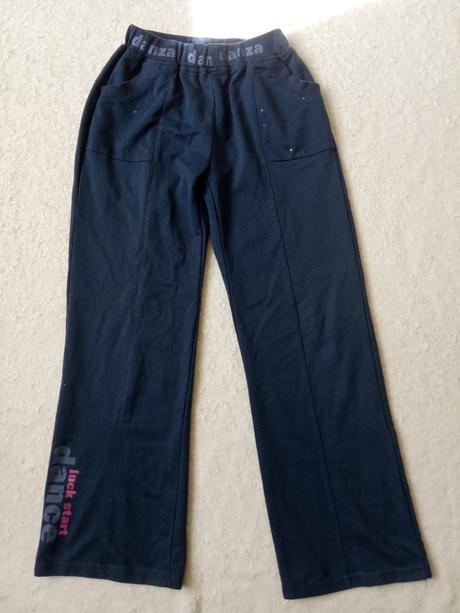 Tepláky 10-11let, 146