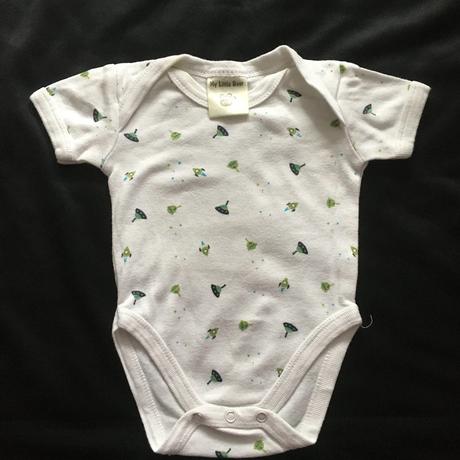 Vel. 56 bílé body s ufonama, 56