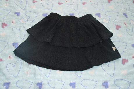 122 128 tylová černá sukně, 128