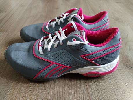 Reebok traintone vel 39 speciály na sport, reebok,39