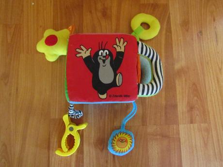 Závěsná hračka s krtečkem na kočárek ,autosedačku, 