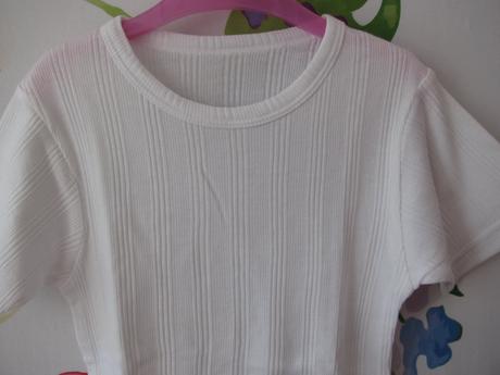 Krásné bílé řádkované tričko, primark,110