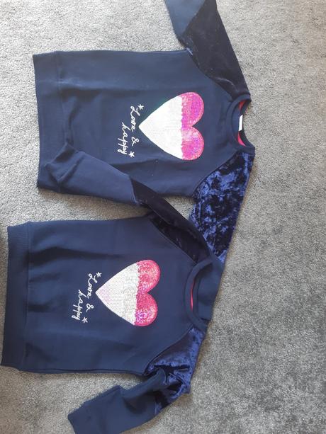 2 x srdičková mikina, 104