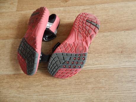 Dětská obuv - sandále, 33