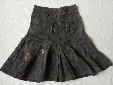 Sukně 9-10let, 140