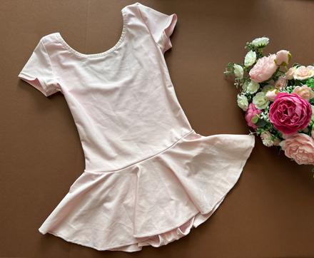 An9/ dres baletní - v.cca 2/3 roky, 98