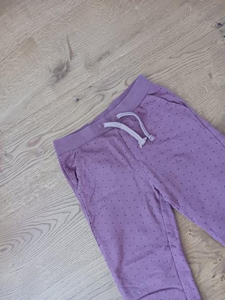 Tepláčky č.128, 128