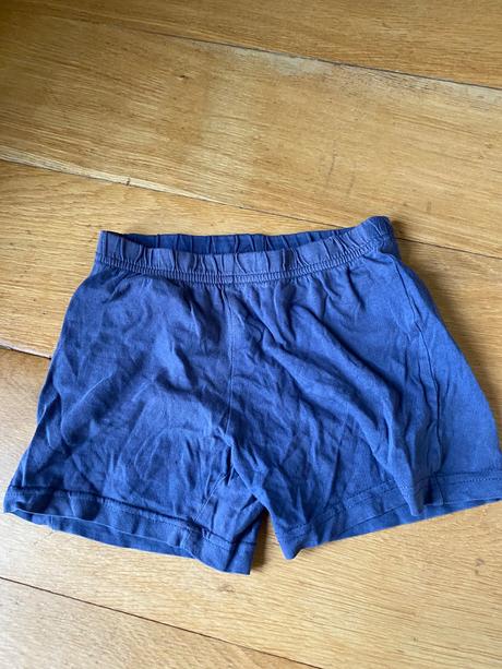 Pyzamove kratasy, lupilu,110