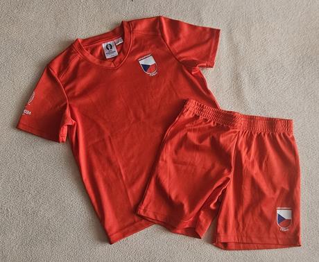 Dětský fotbalový dres, tričko, kraťasy, 122/128, 122