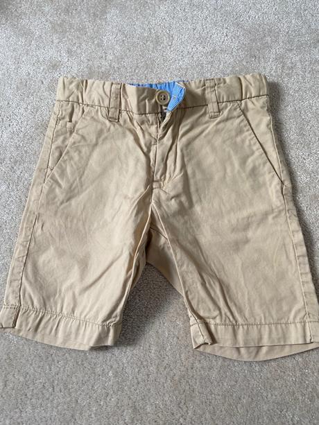 Klučičí kratasy na parádu, h&m,92