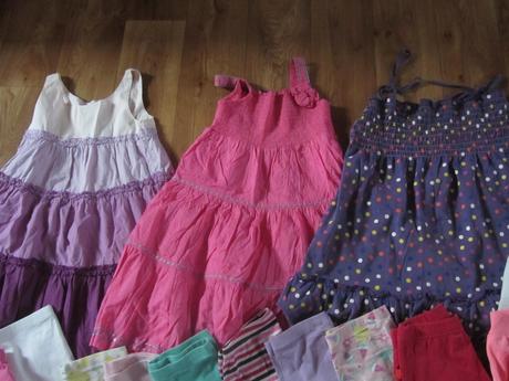 Balík oblečení na holčičku vel. 5-6 let, 104–116