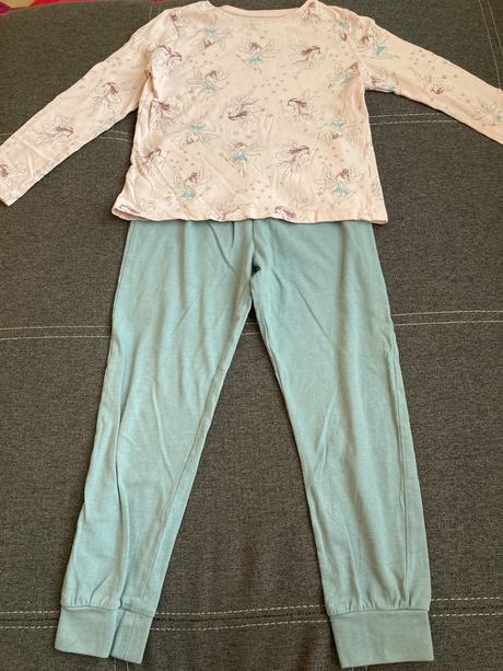 Pyžamo, f&f,110