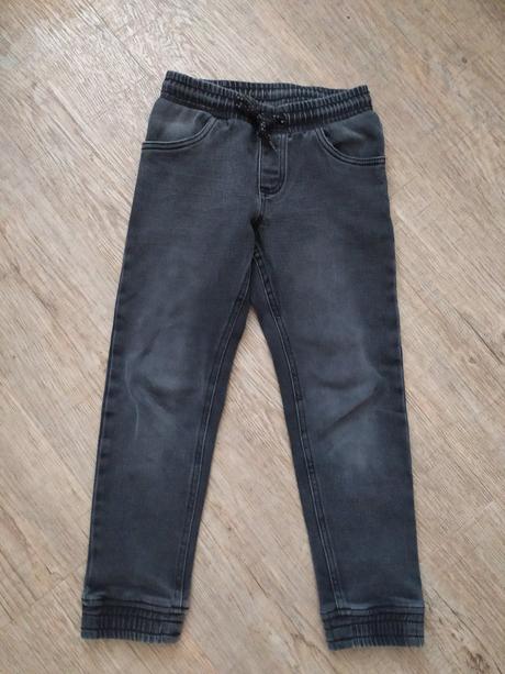 Teplejší džíny, pepperts,134