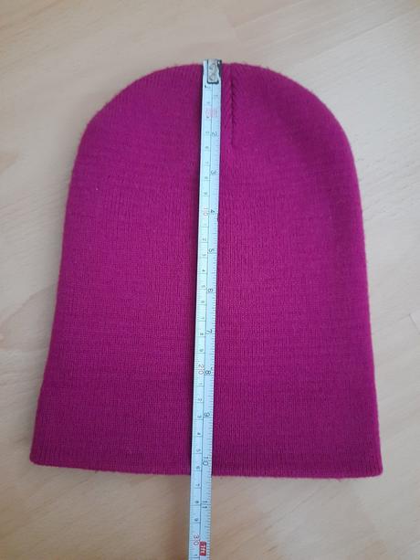 Dámská čepice, kik