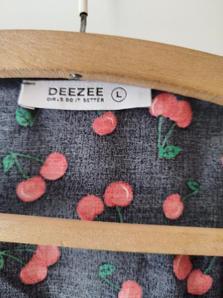 Halenka zn. deezee vel.40, 40