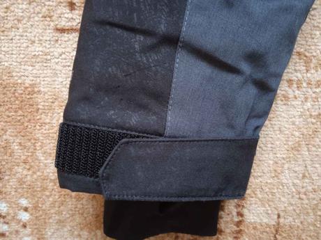 Dámská lyžařská snowboard bunda o'neill m 38, o'neill,m