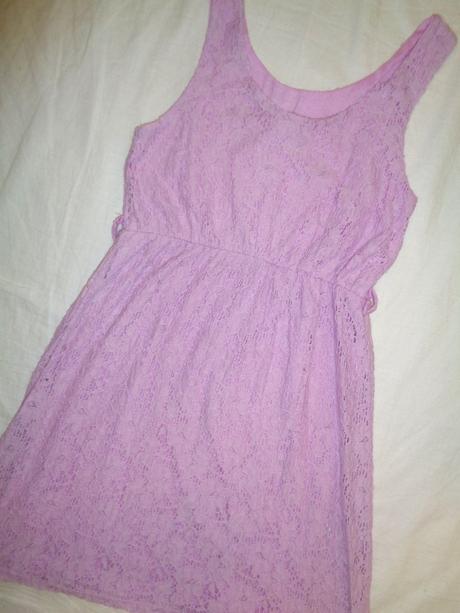 Nádherné fialkové krajkové šaty 158/164, 158