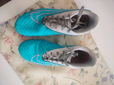 Kopačky velikost 40,5, nike,40