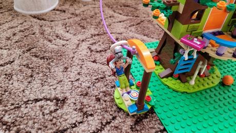 Lego friends 41335 mia a domek na stromě +podložka,
