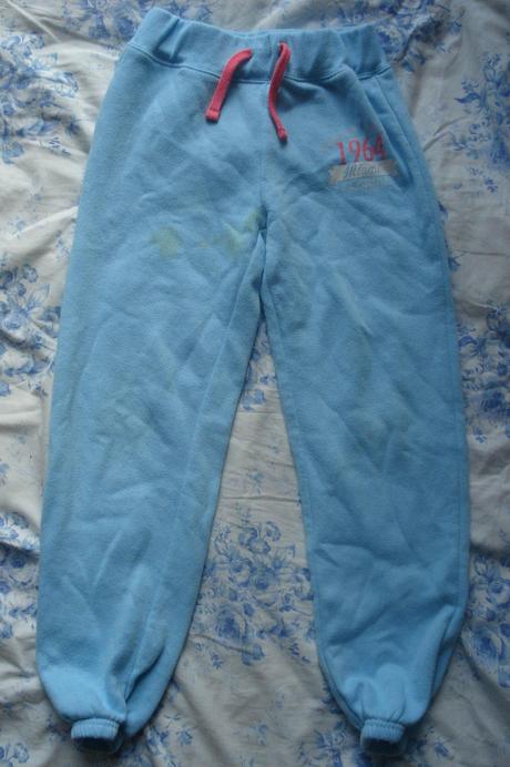 Tepláky na lítačku, 140