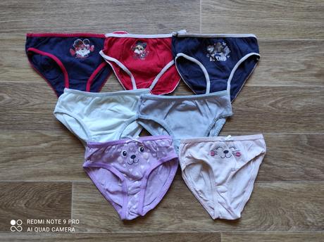 Spodní kalhotky, 98