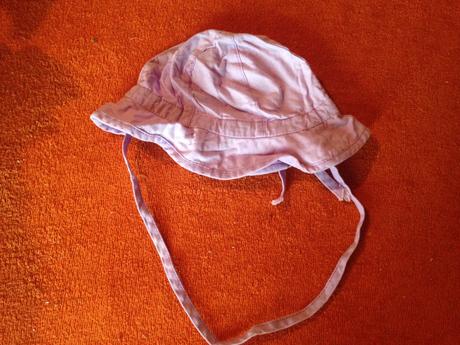Dívčí klobouk (obvod 39 - 41 cm), 74