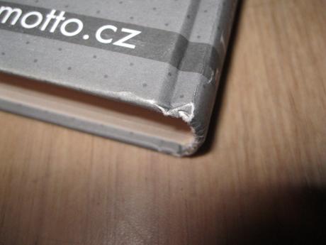 Kniha muž s vuni kávy, žena s vuni skořice, 