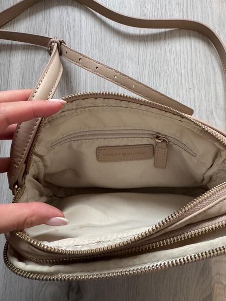 Crossbody kabelka tommy hilfiger, tommy hilfiger