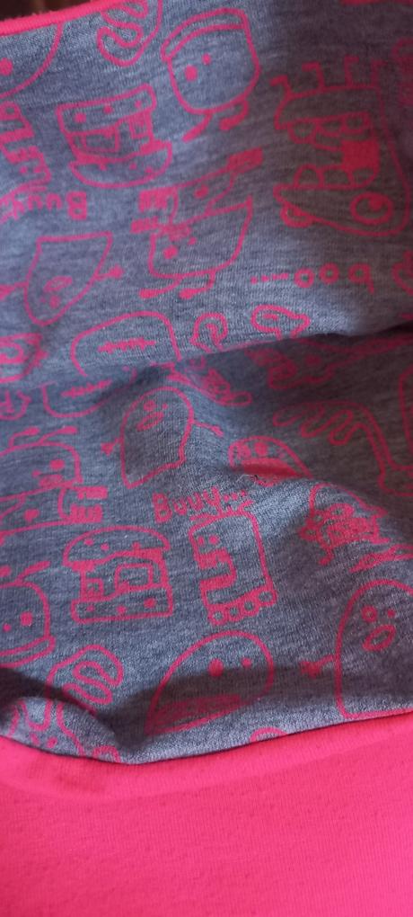 Oboustranný set čepice a nákrčník pro amálku, 122