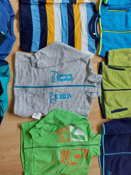 Bavlněná, fleecová mikina, vel. 122-128, umbro,128