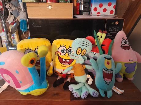Plyšové hračky, plyšáci, spongebob, různé, 
