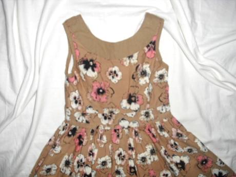 Krásné maceškové šaty - i jako slavnostní, girl2girl,98