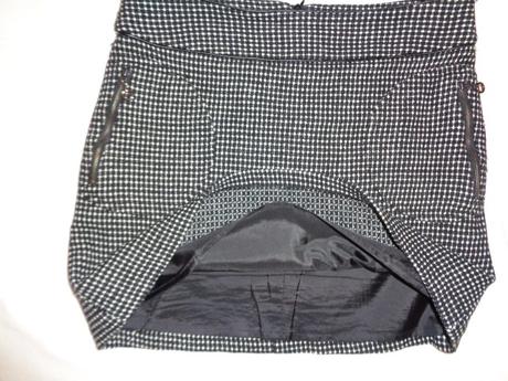 Luxusní černobílá teplejší sukně amaranto, amaranto,38