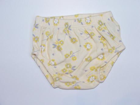 H762 kalhotky na plínku vel. 62, disney,62